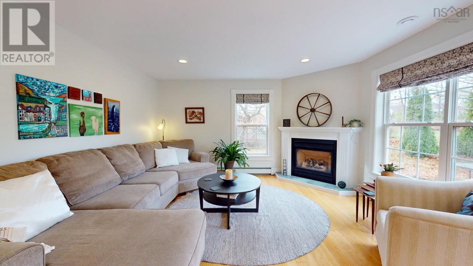 Property 31 of 42 of 830 Summerfield Court