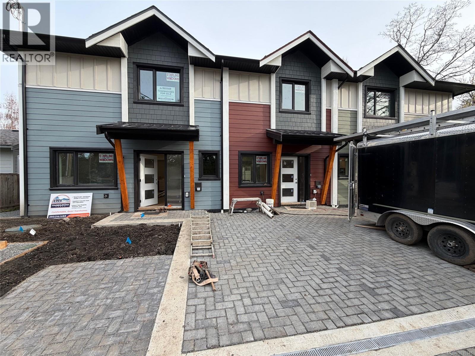 #2 1048 CLARKE RD - Image 2