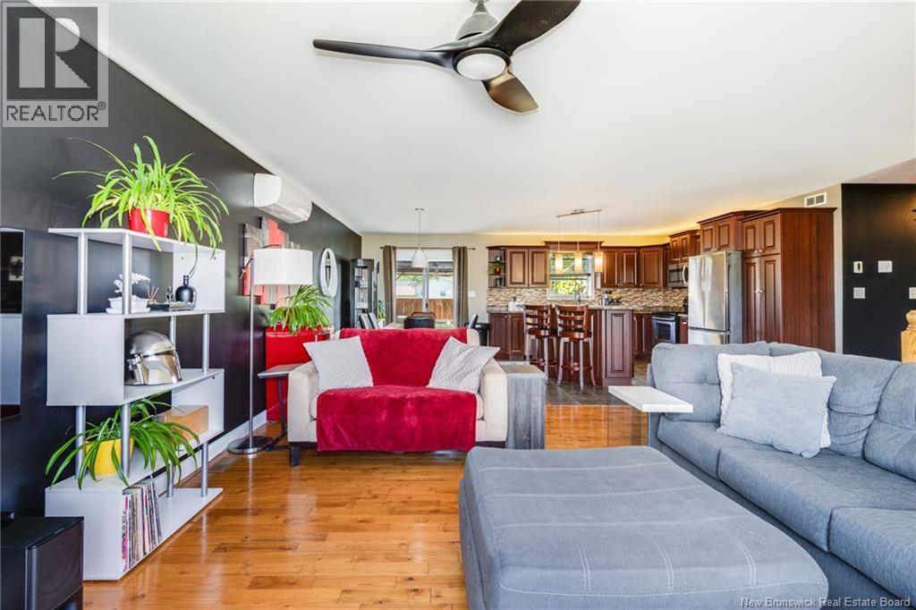 14 HALLIHAN DRIVE - 7