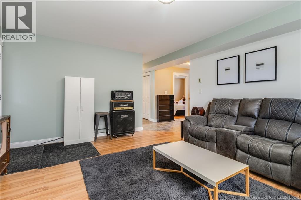 14 HALLIHAN DRIVE - 36