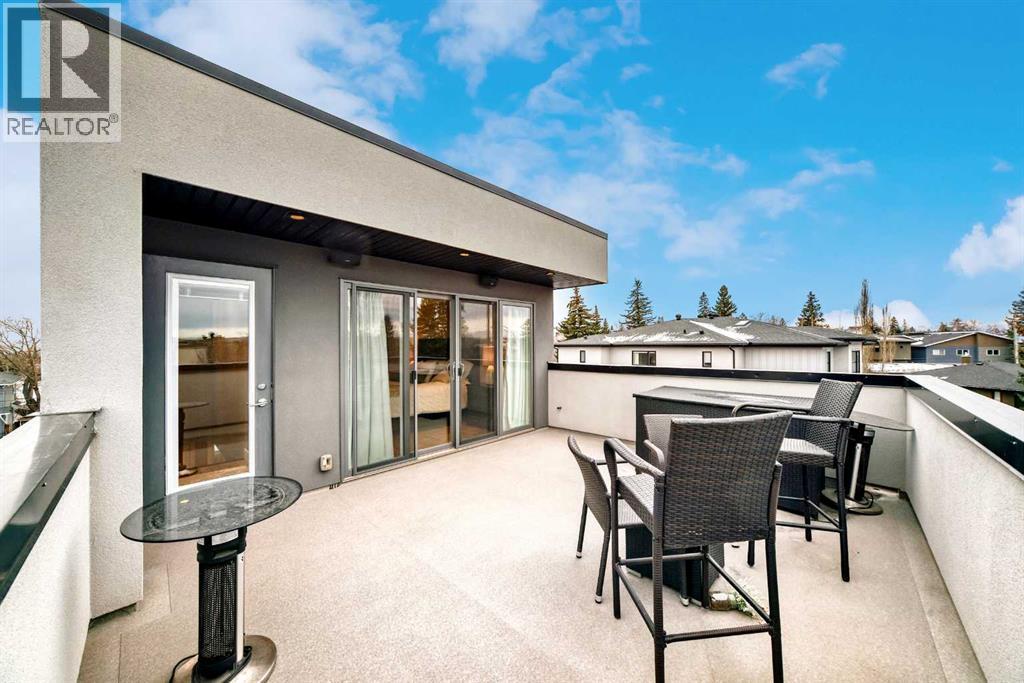 Single Family House for Sale in   Street SW Richmond Calgary 