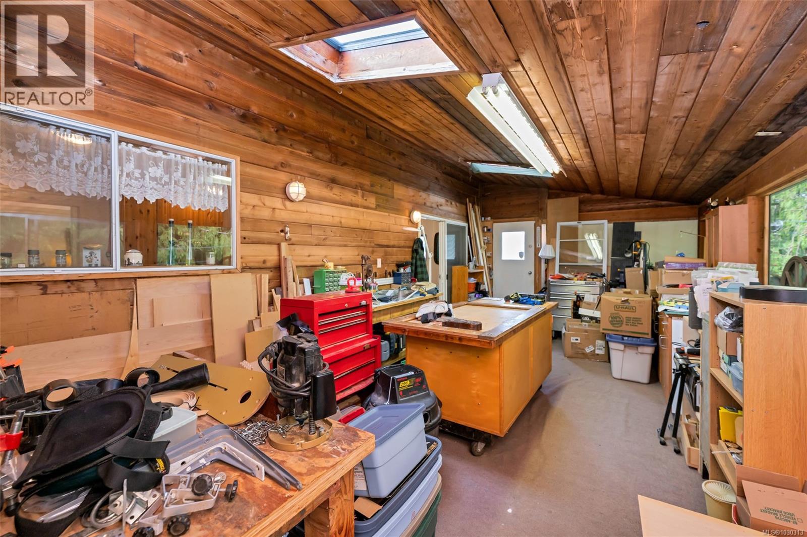 1707 ROBIN HILL DR - 17