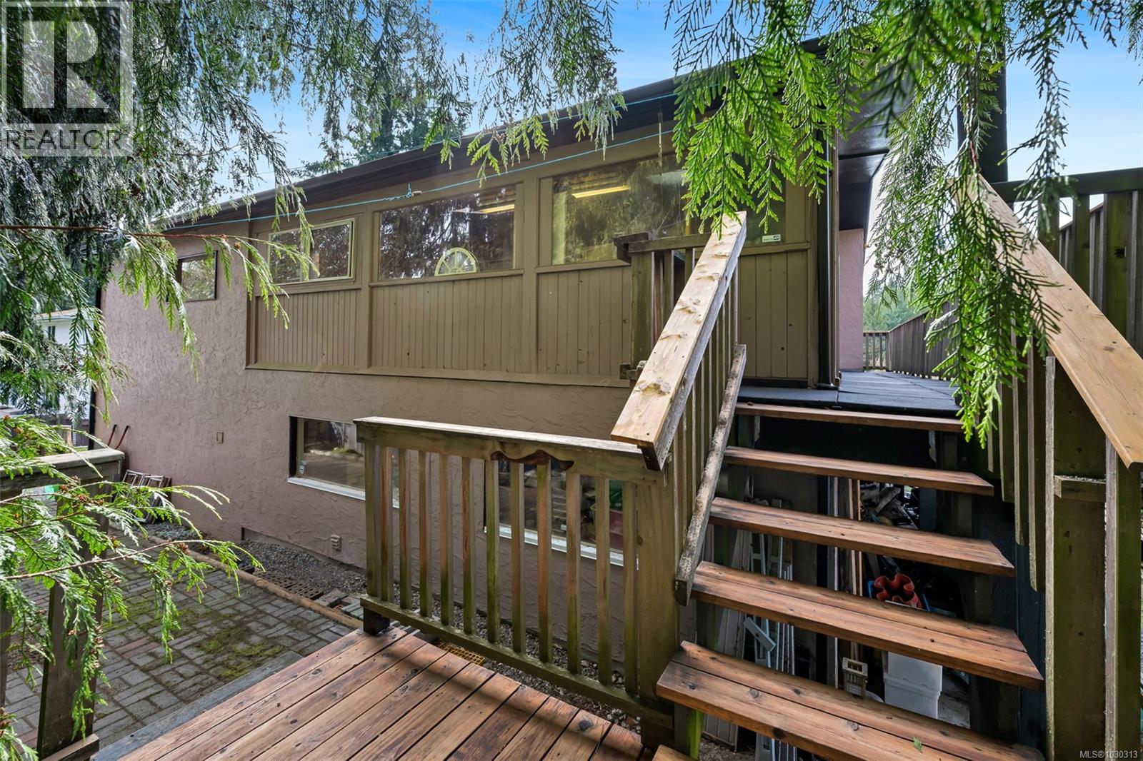 1707 ROBIN HILL DR - 18