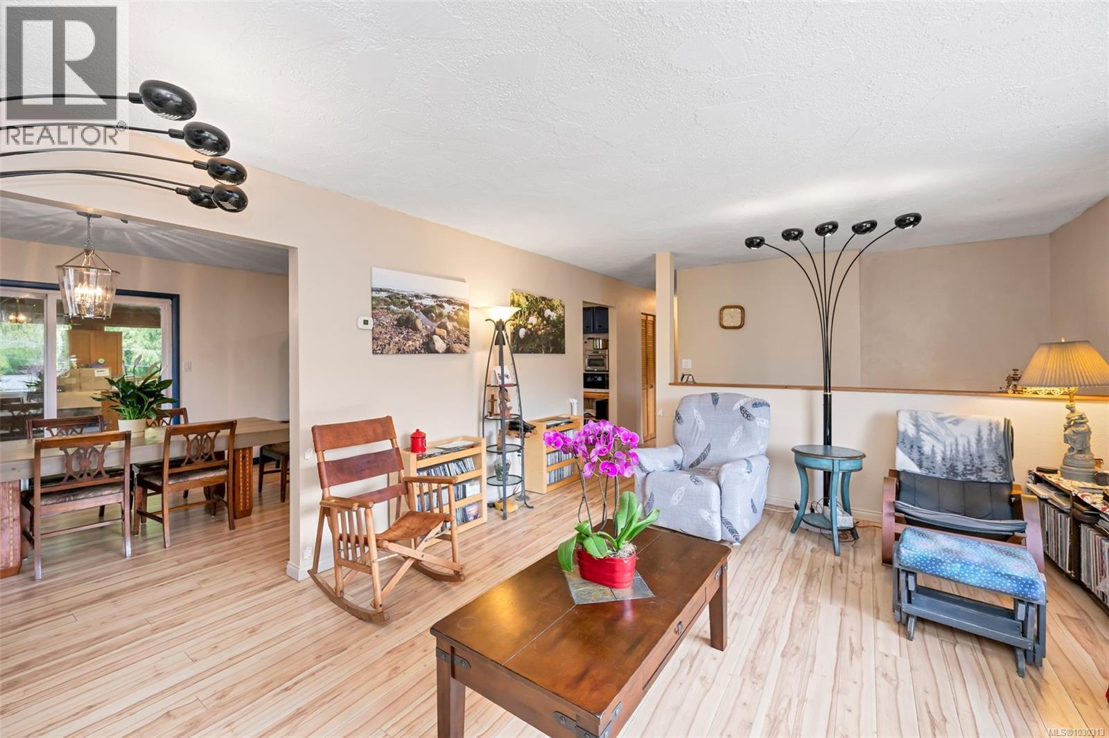 1707 ROBIN HILL DR - 21