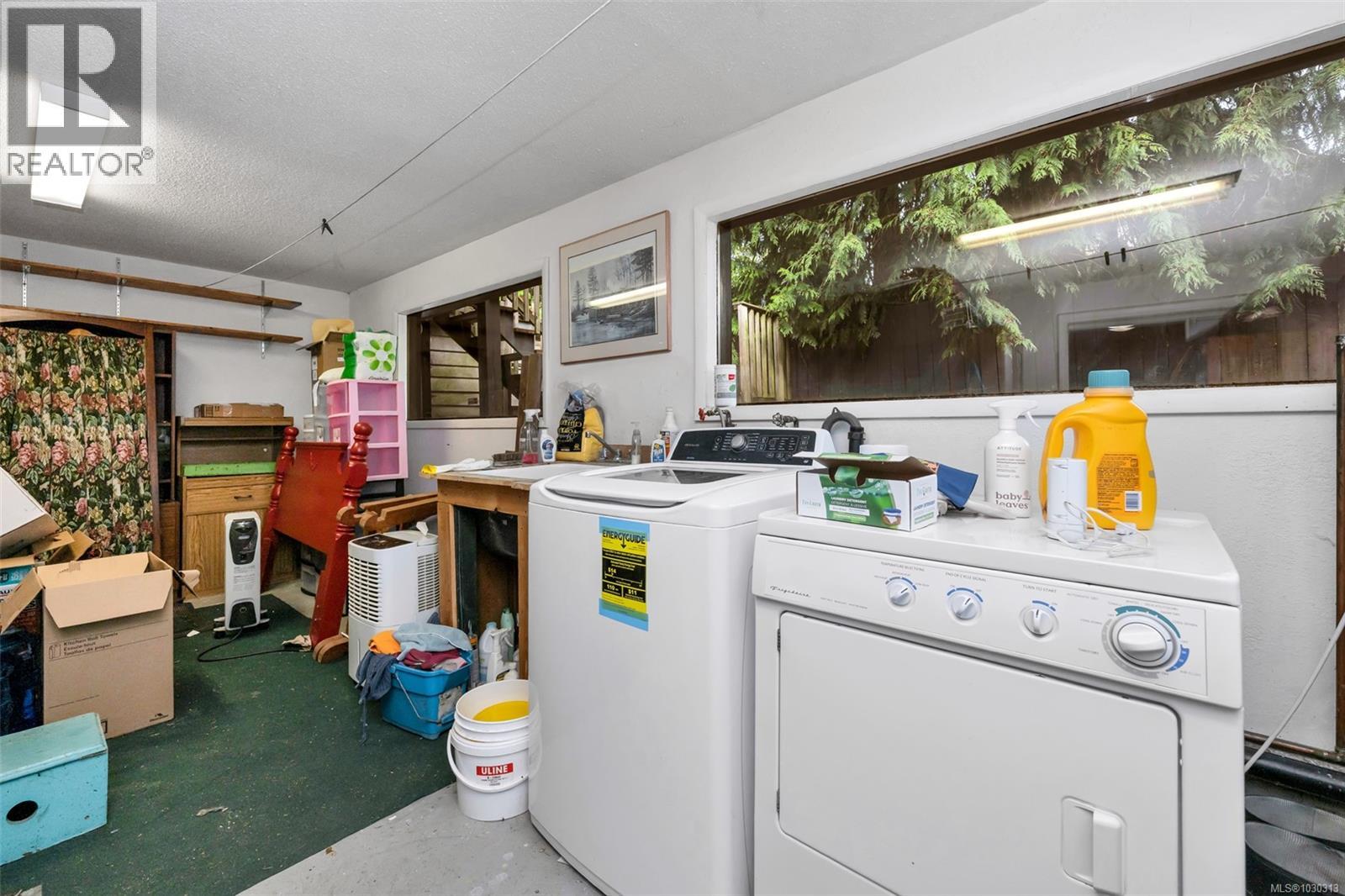 1707 ROBIN HILL DR - 42