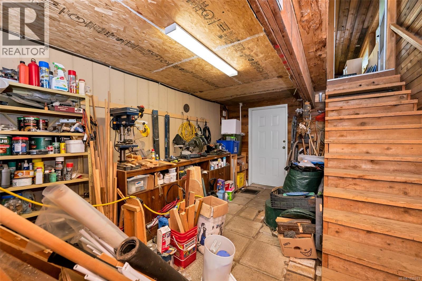 1707 ROBIN HILL DR - 45