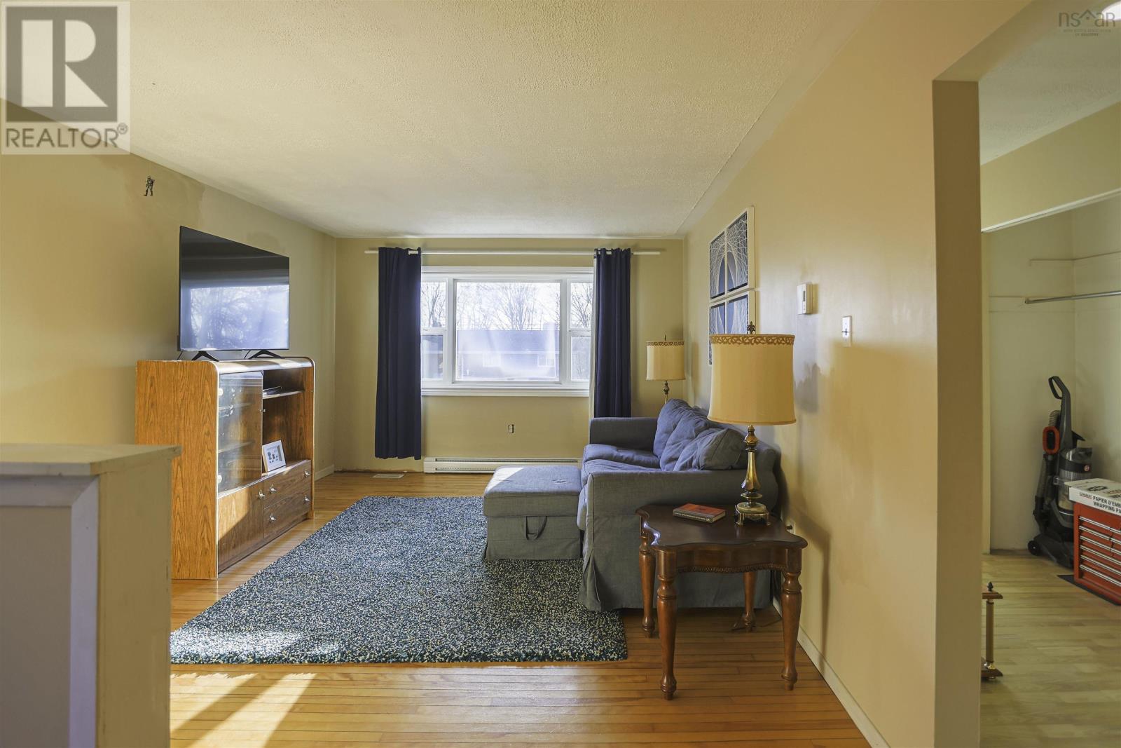 Property 28 of 39 of 33 Micmac Drive