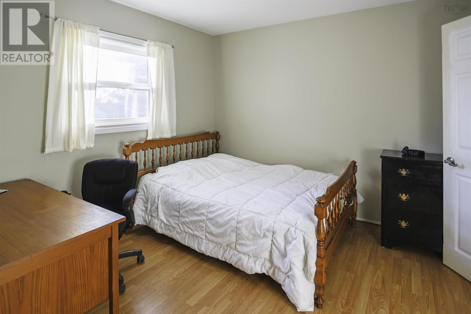 Property 17 of 39 of 33 Micmac Drive