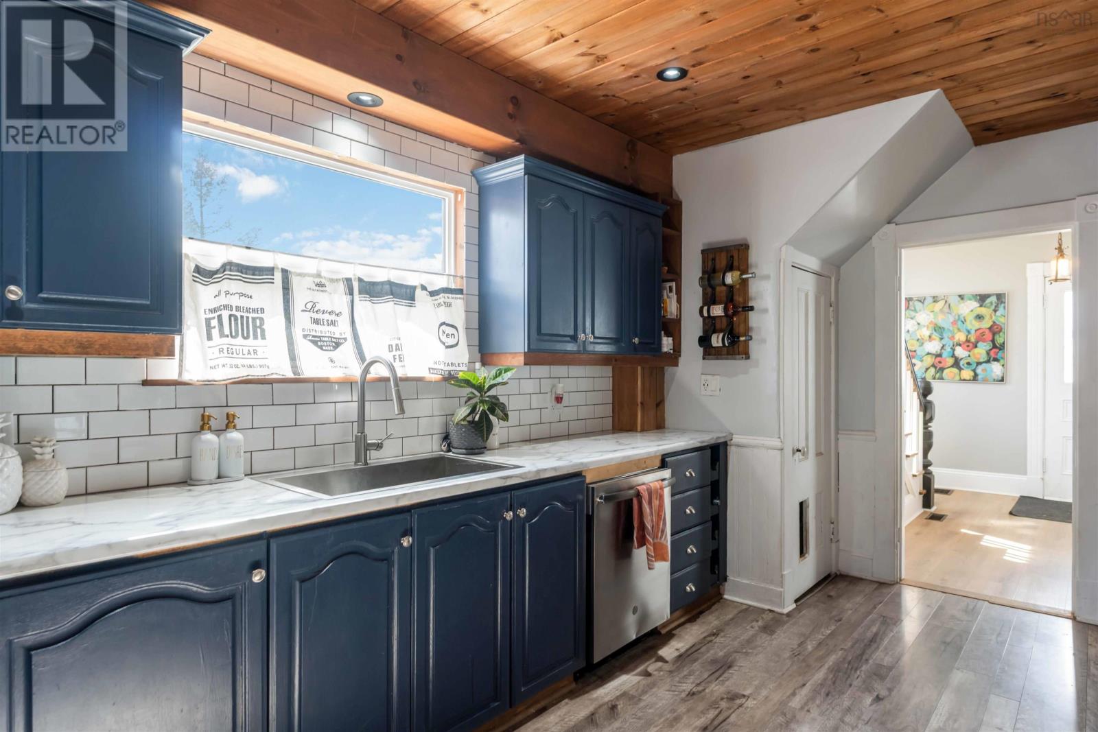 Property 30 of 45 of 22 Washington Street