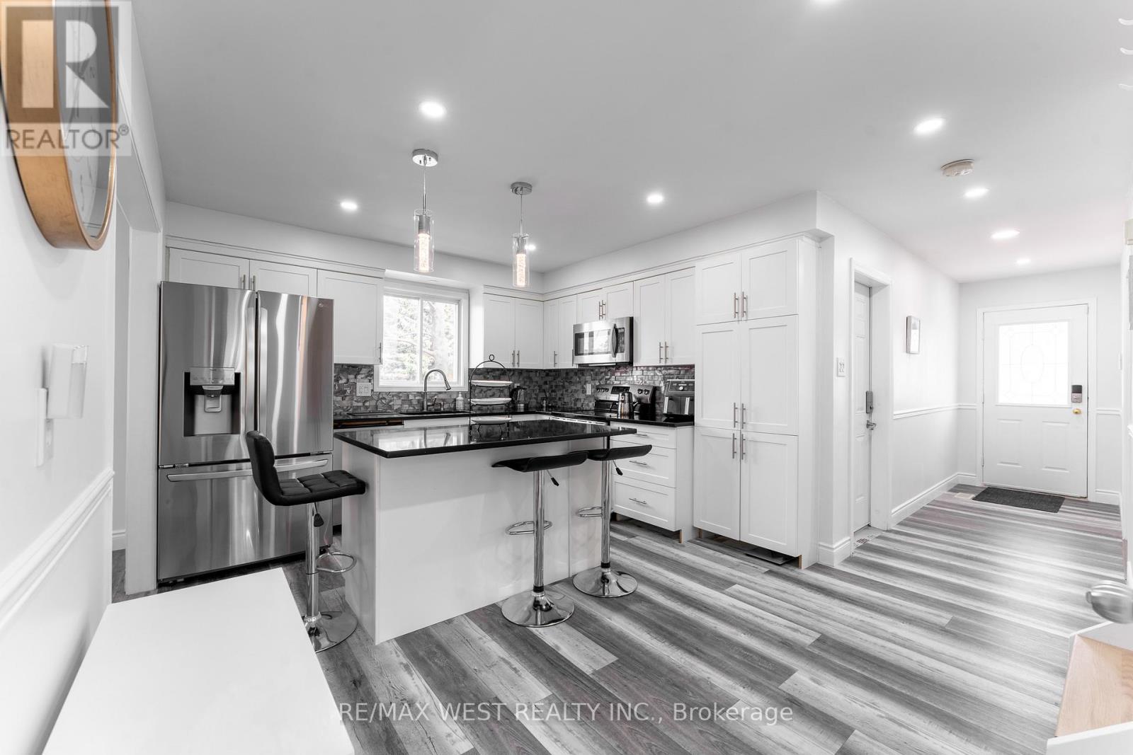 721 ACADIA DRIVE - 12