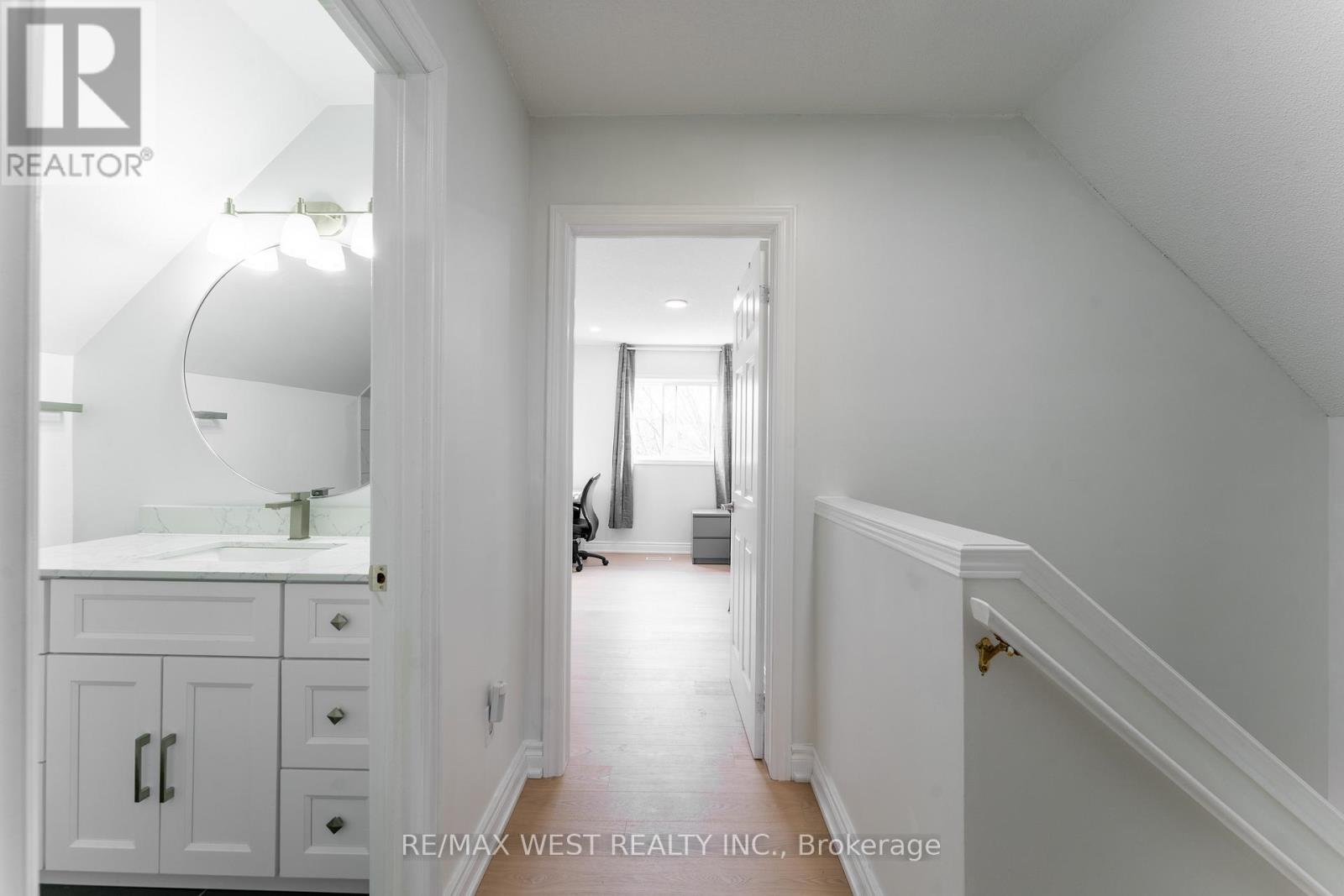 721 ACADIA DRIVE - 13