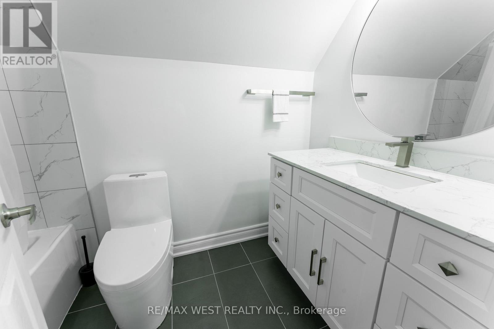 721 ACADIA DRIVE - 15