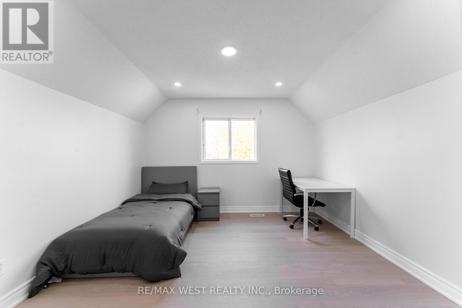 721 ACADIA DRIVE - 17