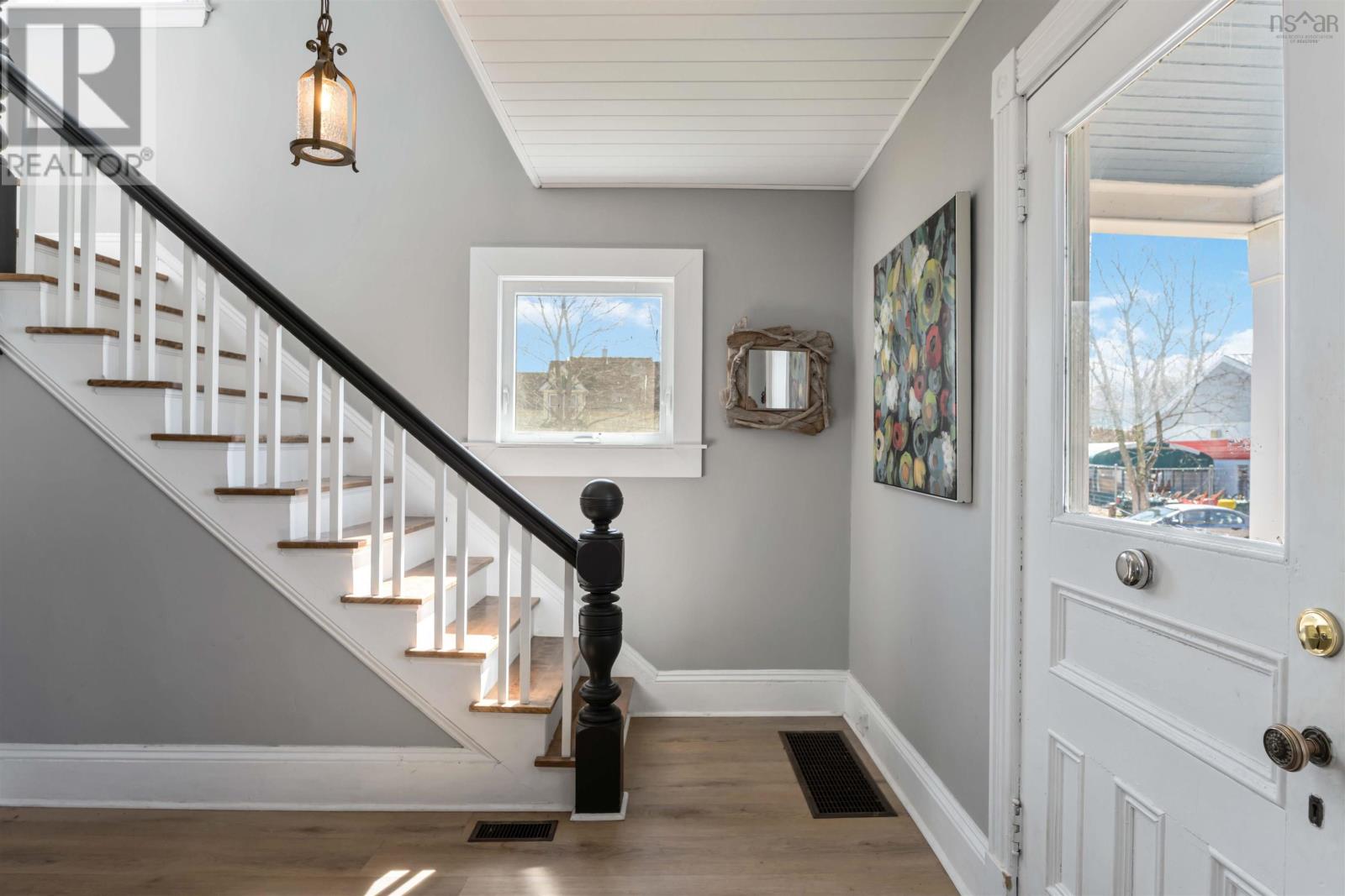 Property 37 of 45 of 22 Washington Street