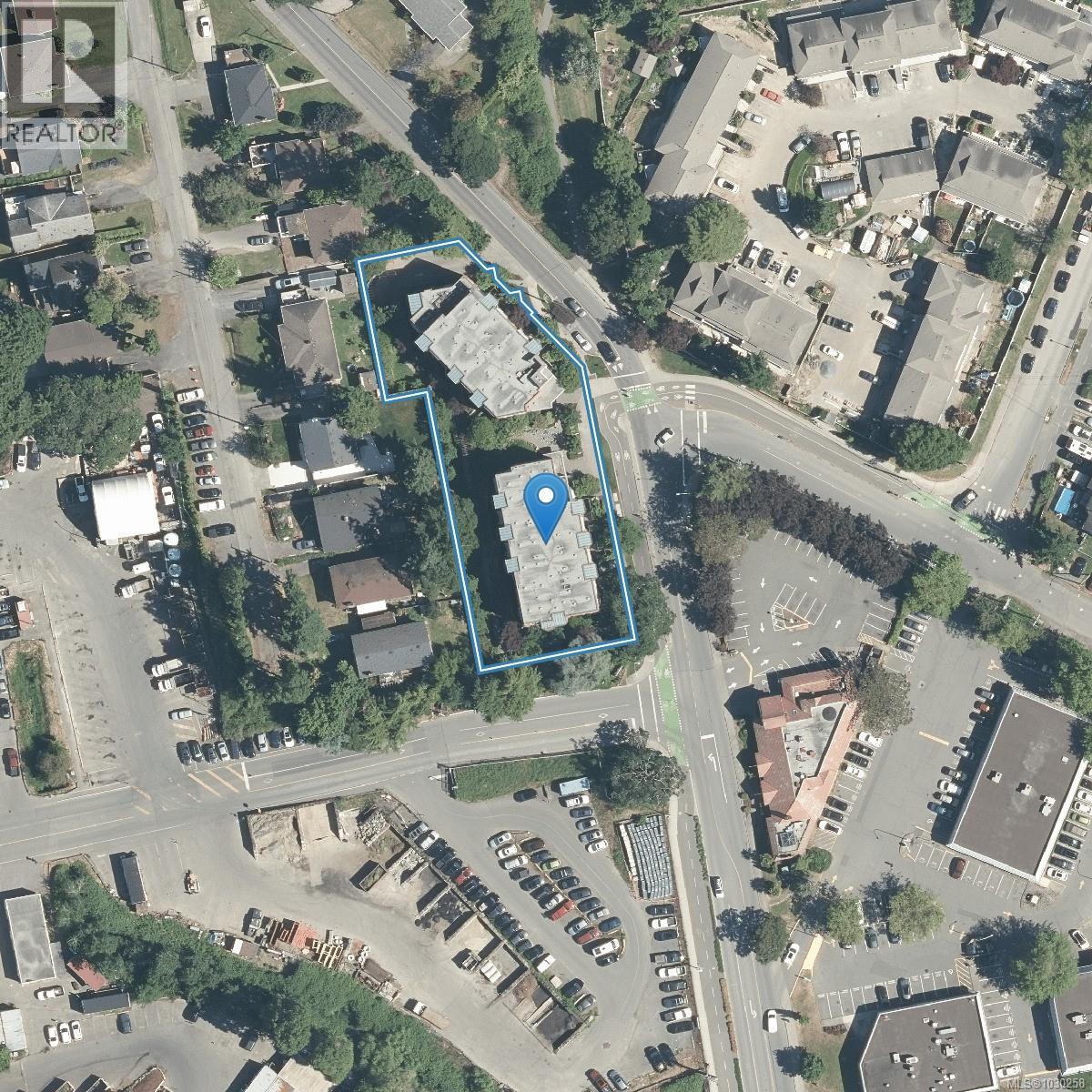 201 4030 Borden Street, Saanich