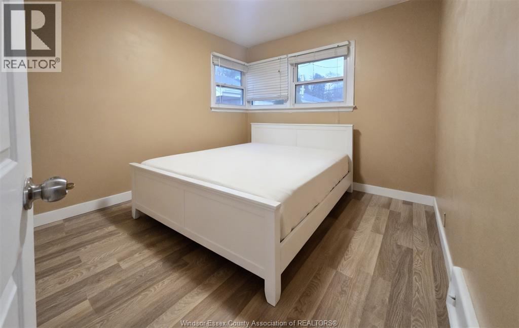 3672 MORRIS DRIVE - 10