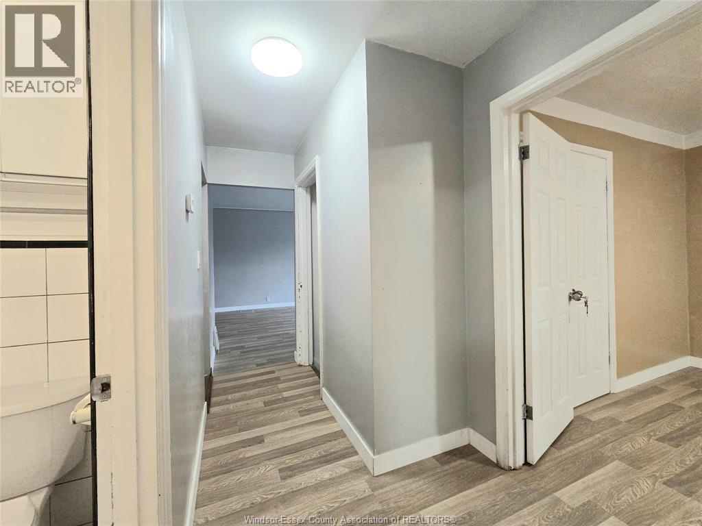 3672 MORRIS DRIVE - 18