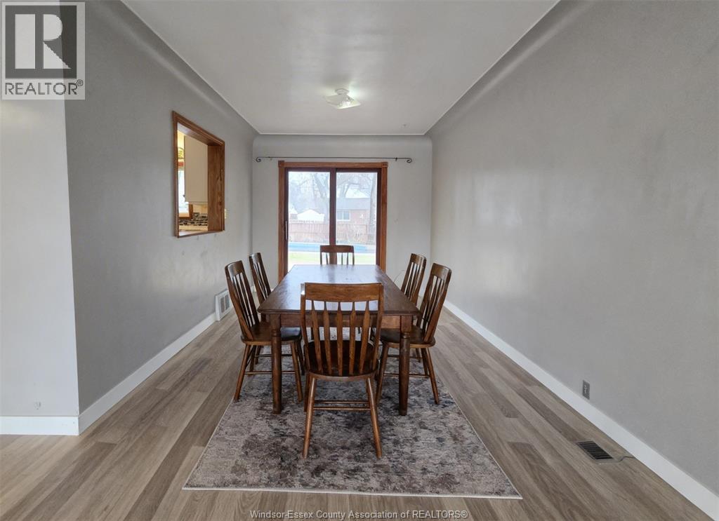 3672 MORRIS DRIVE - 8