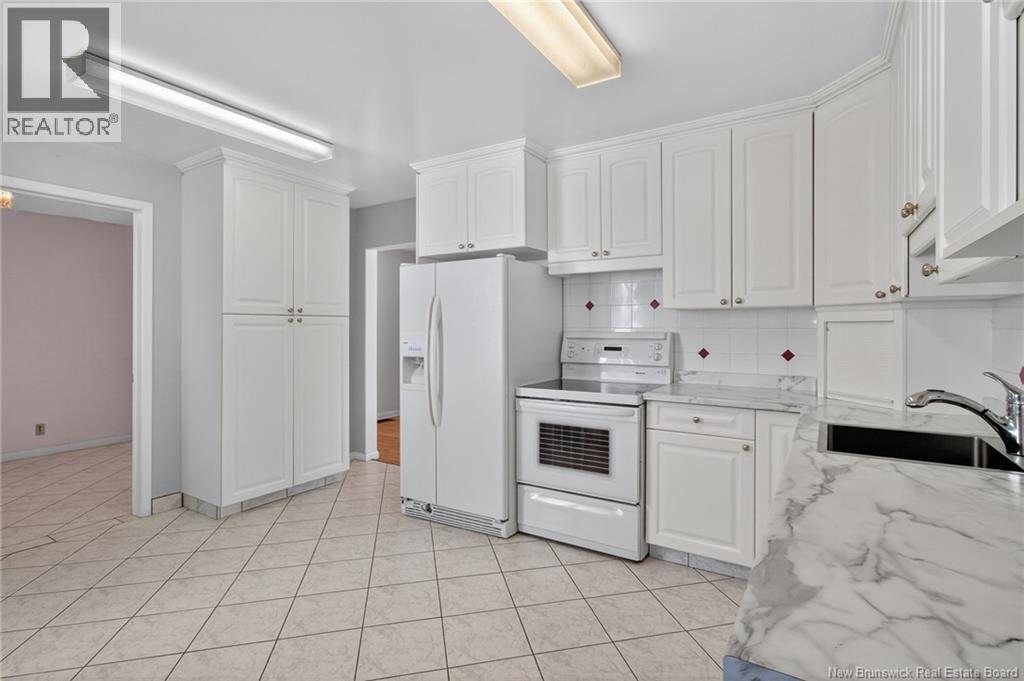 18 CARNEY AVENUE - 16