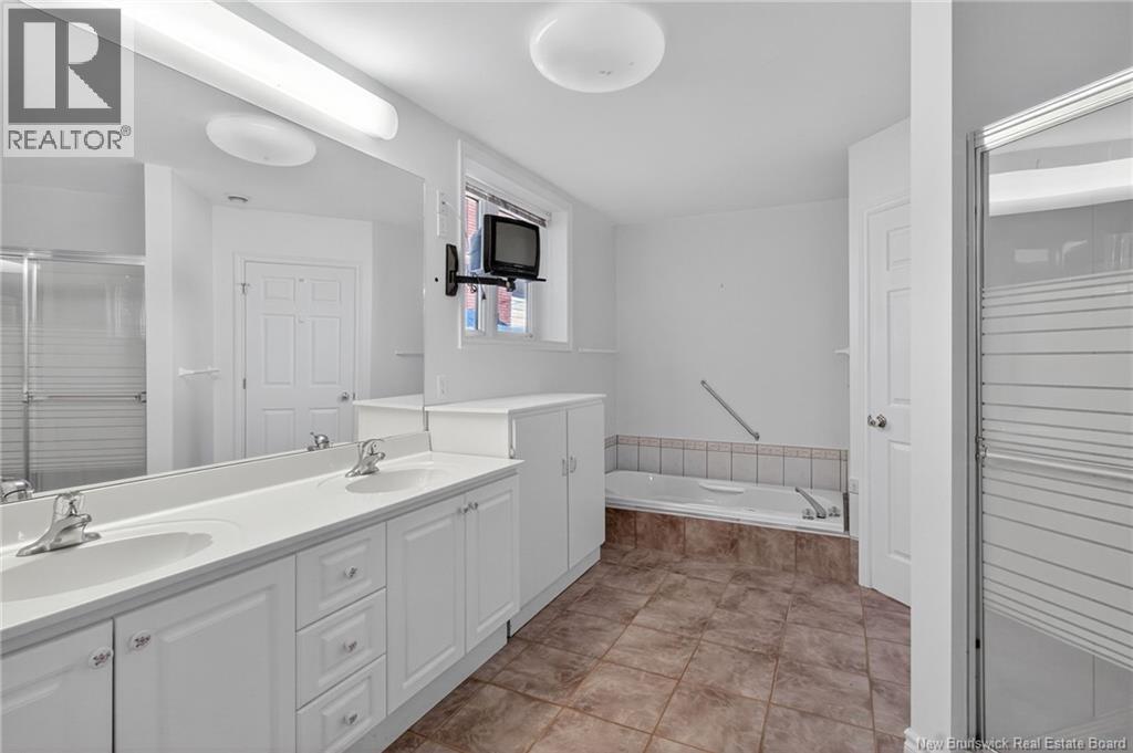 18 CARNEY AVENUE - 26