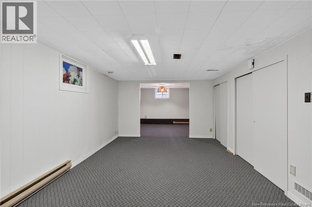 18 CARNEY AVENUE - 35