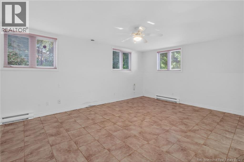 18 CARNEY AVENUE - 24