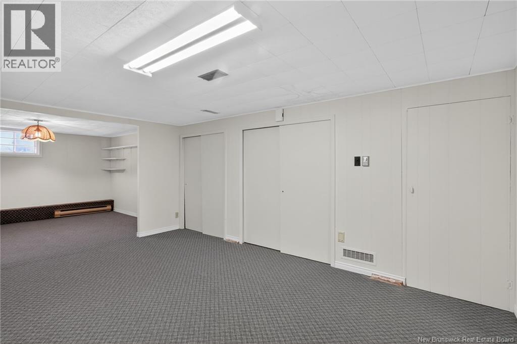 18 CARNEY AVENUE - 34