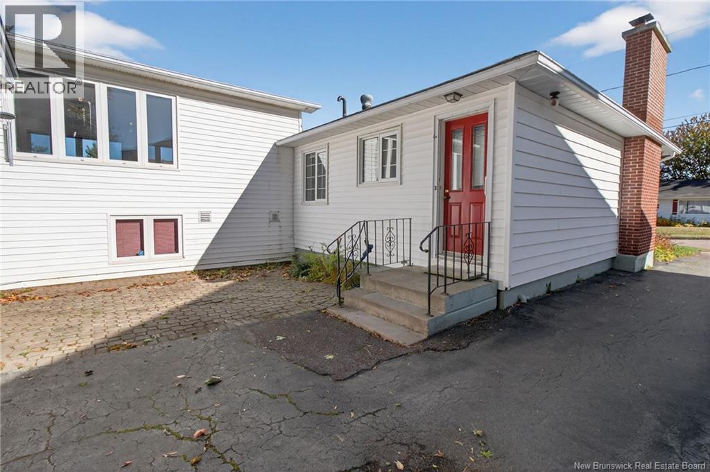 18 CARNEY AVENUE - Image 3