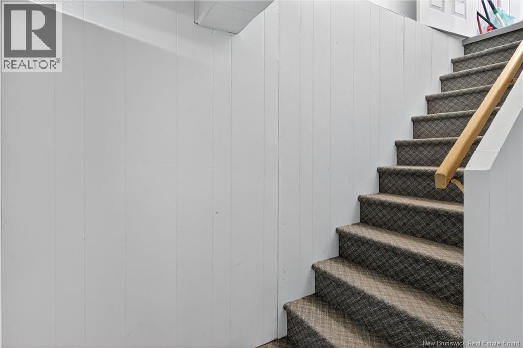 18 CARNEY AVENUE - 37