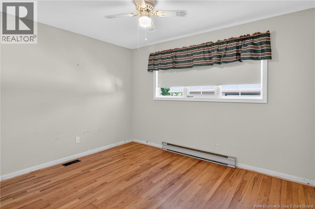 18 CARNEY AVENUE - 20