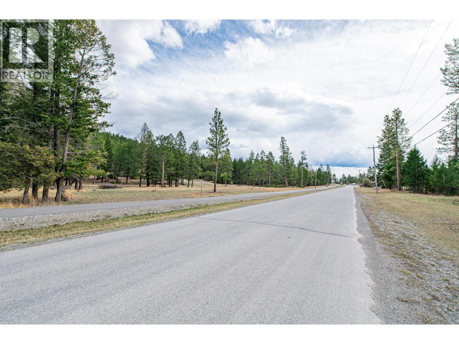 8850 GRAINGER Road, Canal Flats