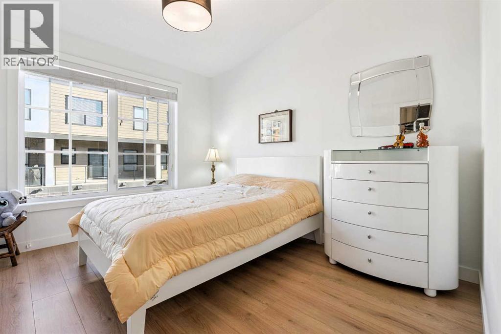 Single Family House for Sale in   Spring Willow Drive SW Springbank Hill Calgary 