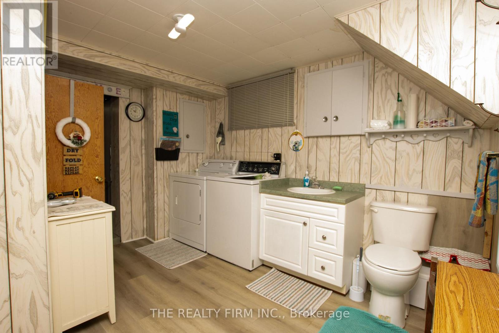 80 PRINCESS STREET W Property Photo