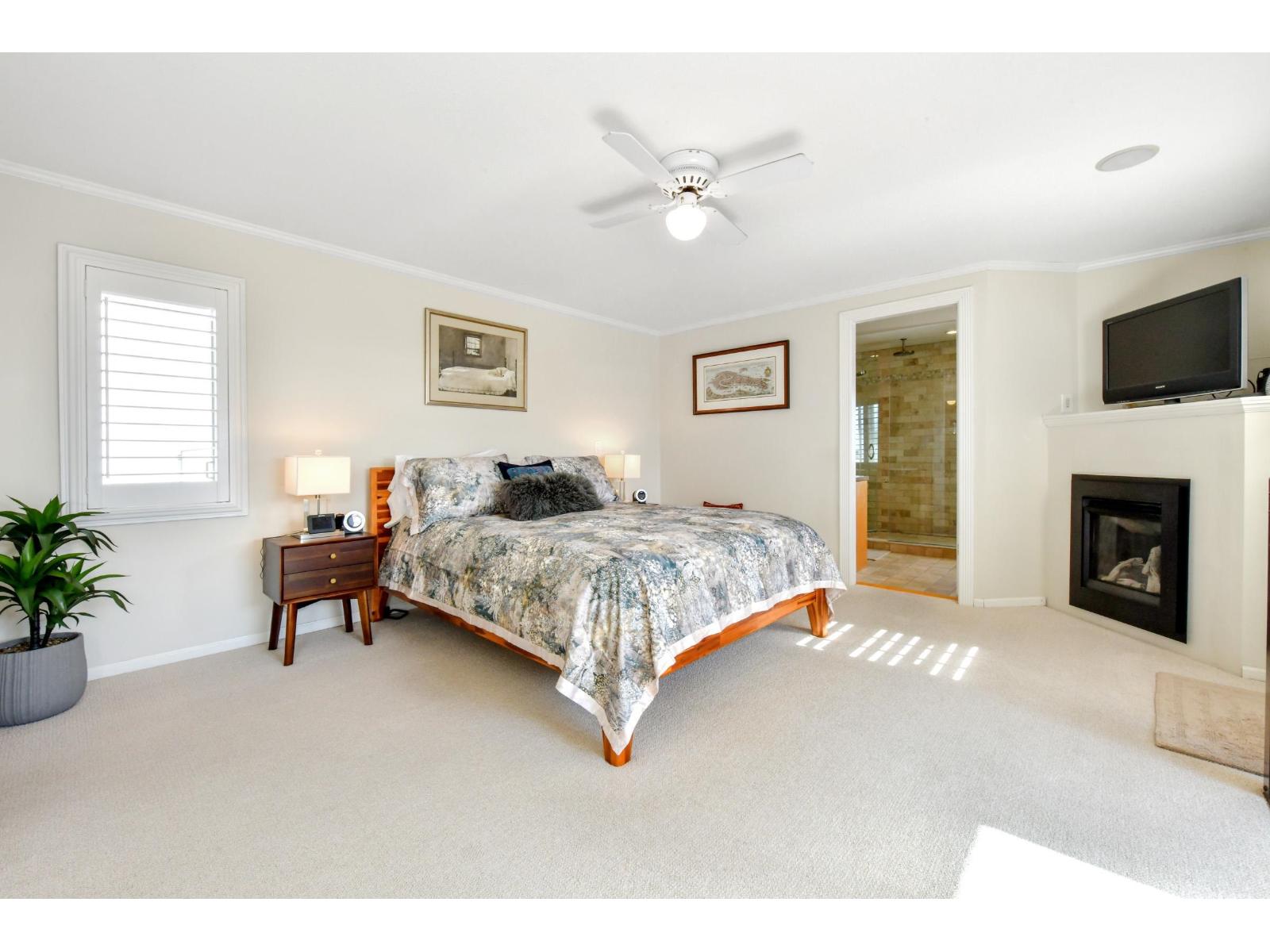 933 HABGOOD STREET, White Rock