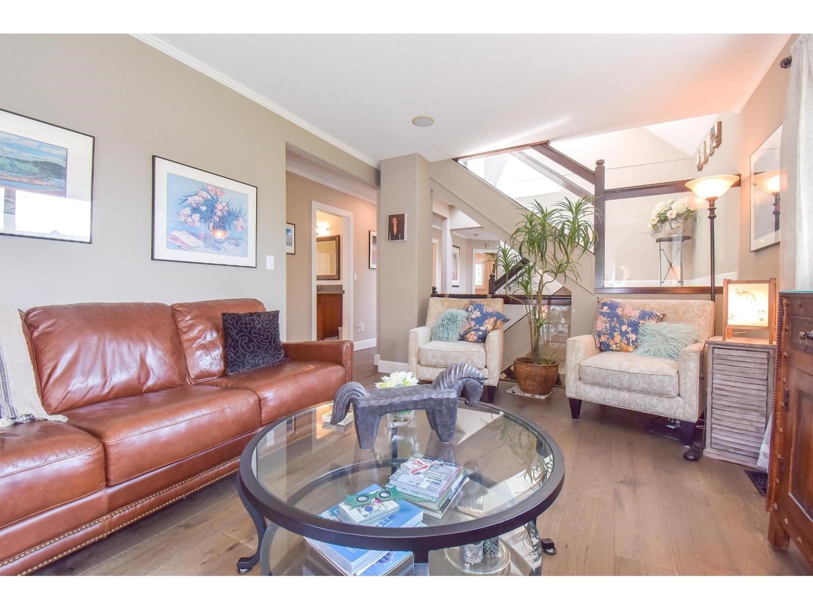 933 HABGOOD STREET, White Rock