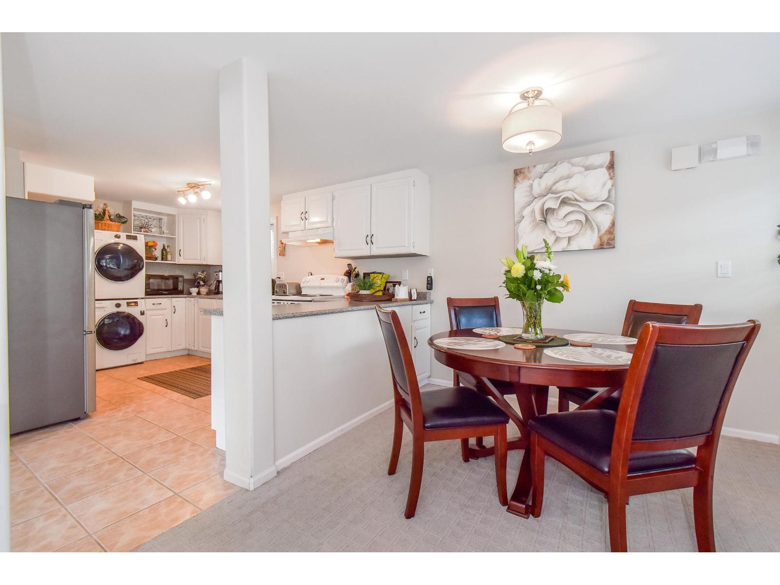 933 HABGOOD STREET, White Rock