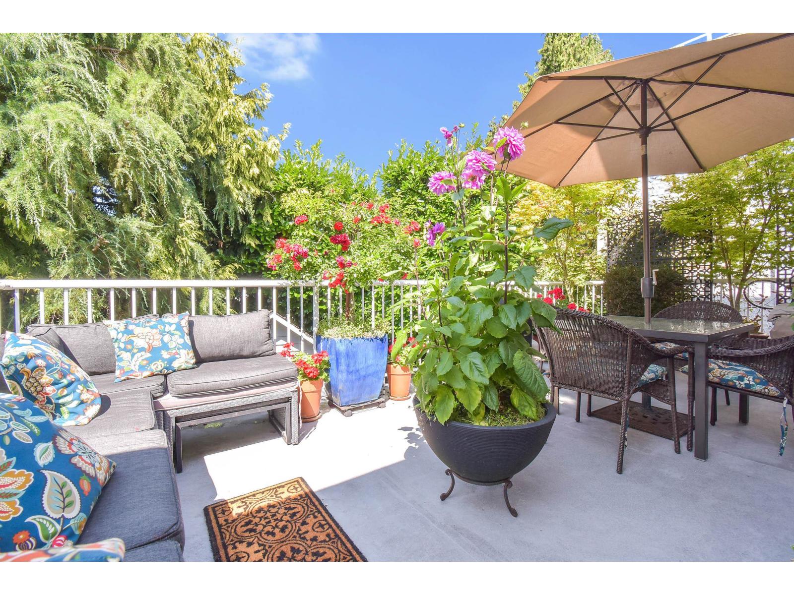 933 HABGOOD STREET, White Rock