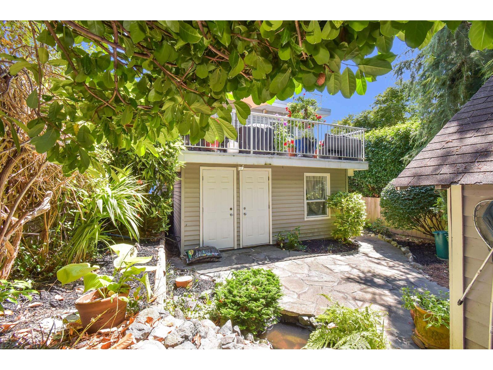 933 HABGOOD STREET, White Rock