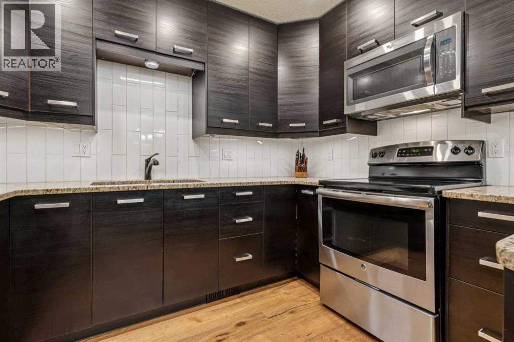 Single Family House for Sale in    Street SW Woodbine Calgary 