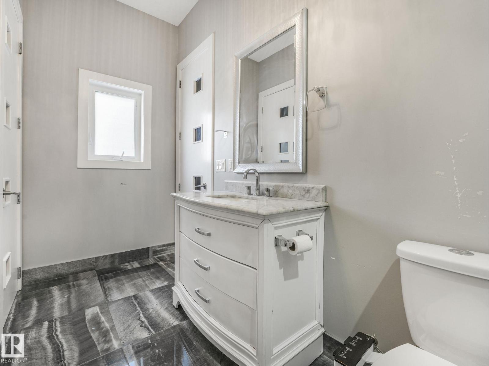 1012 148 AV NW - 15