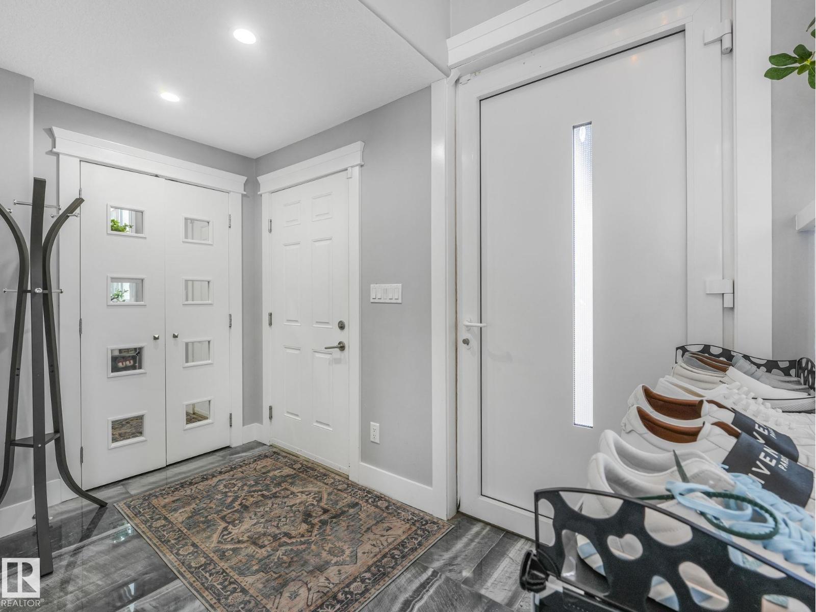 1012 148 AV NW - 2