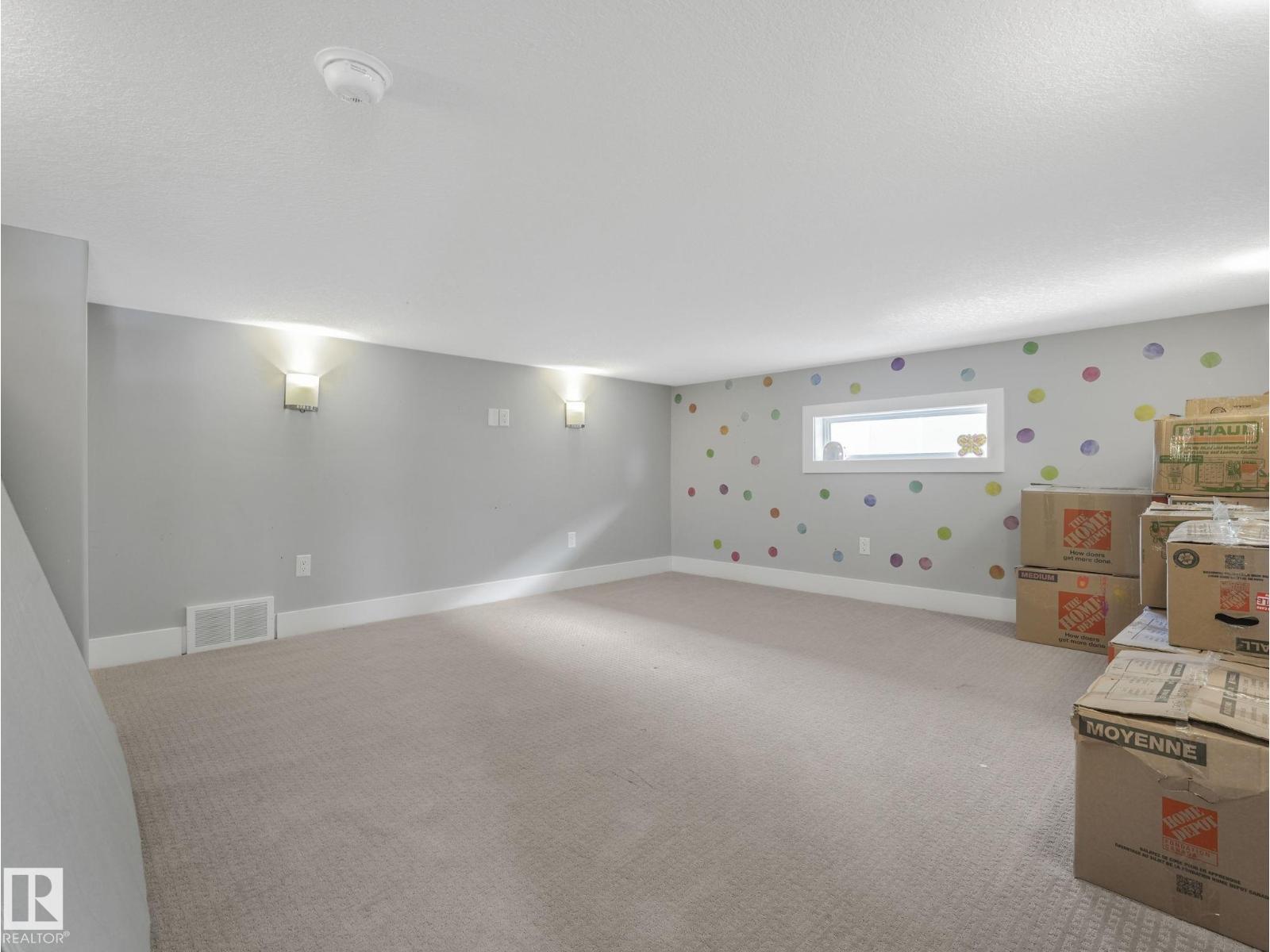 1012 148 AV NW - 21