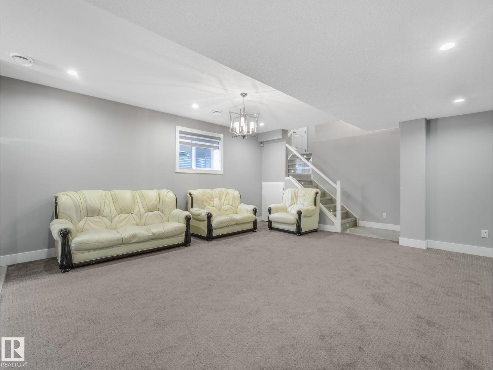 1012 148 AV NW - 33