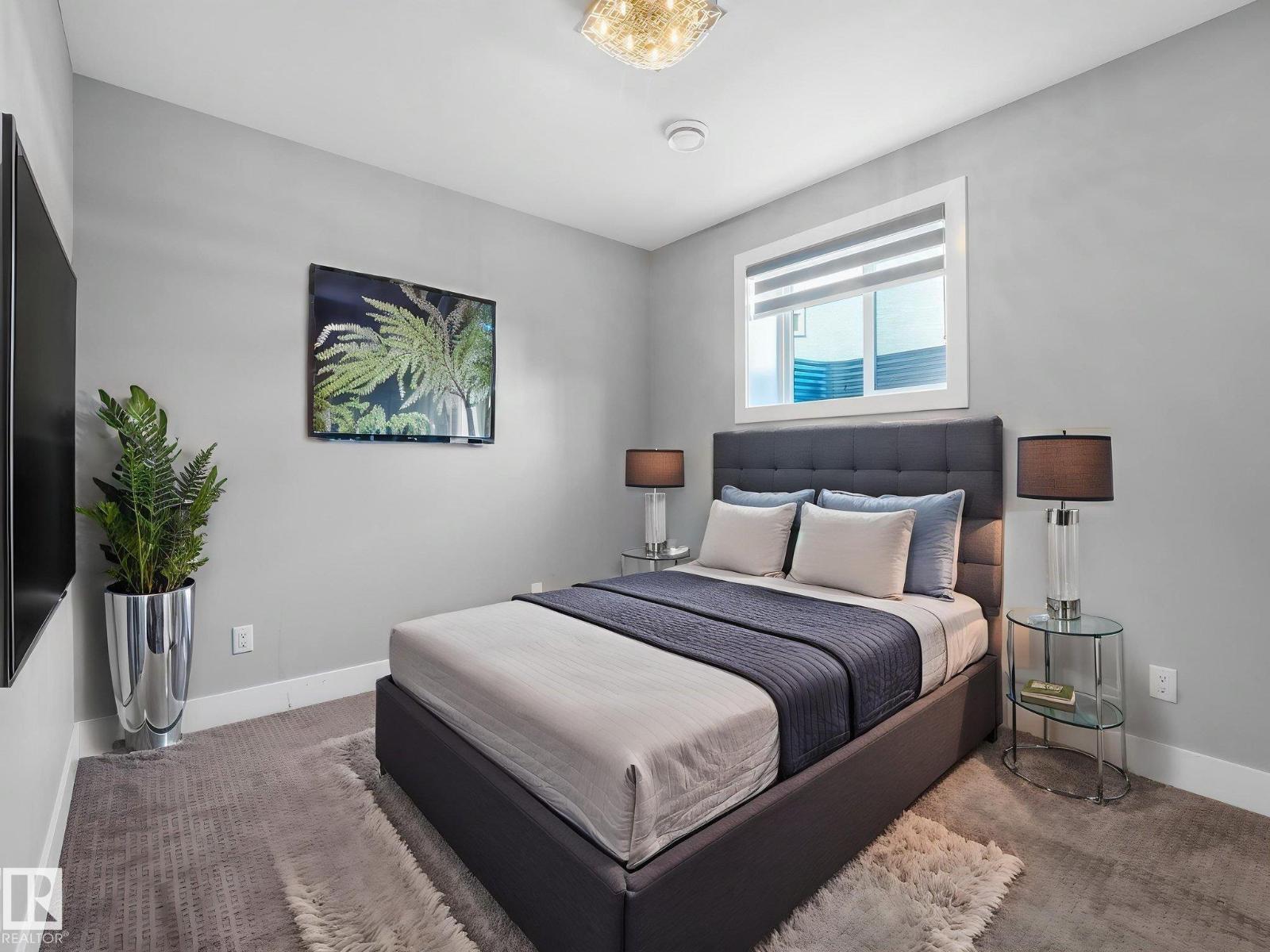 1012 148 AV NW - 44
