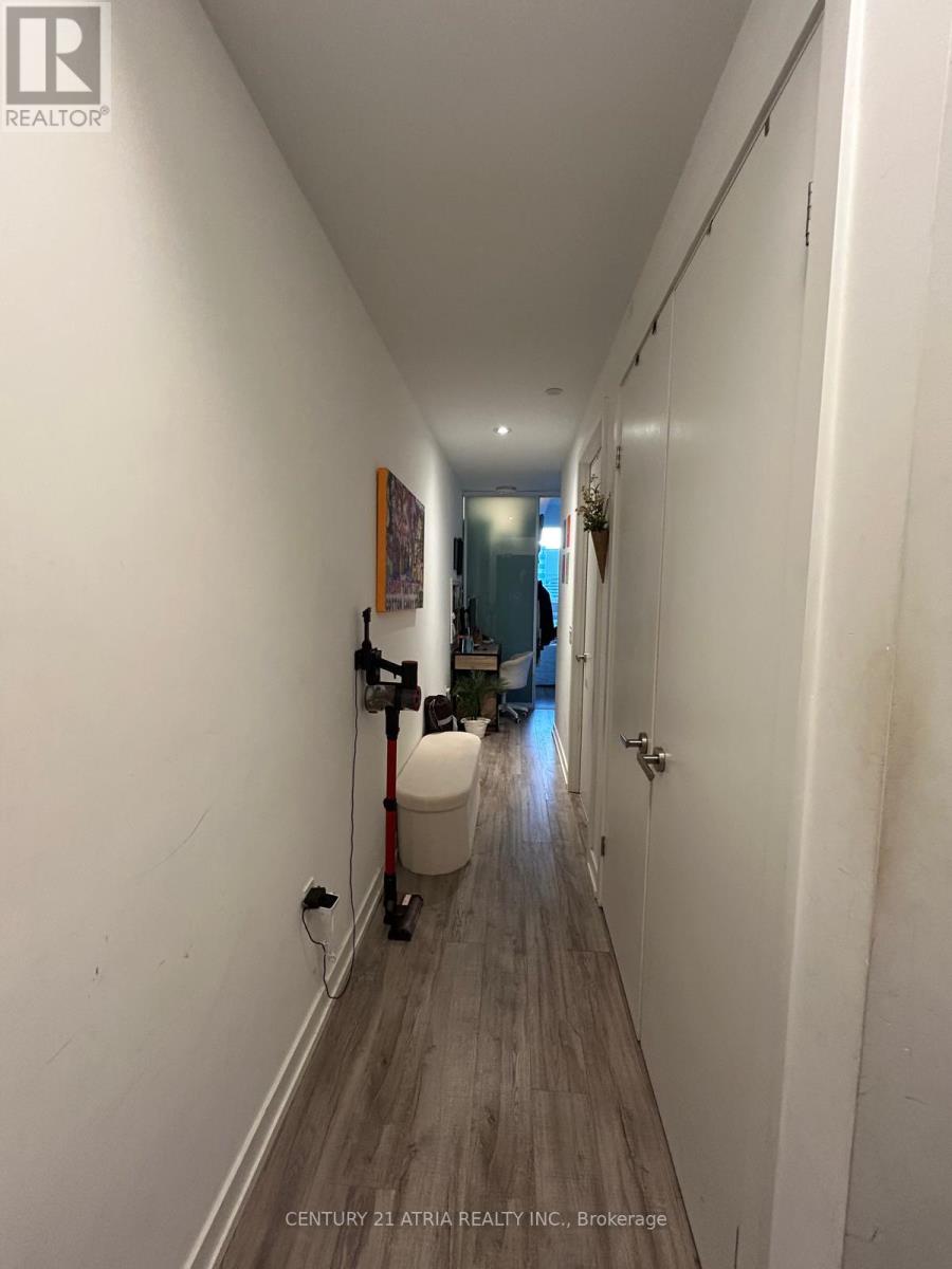 2013 - 77 SHUTER STREET