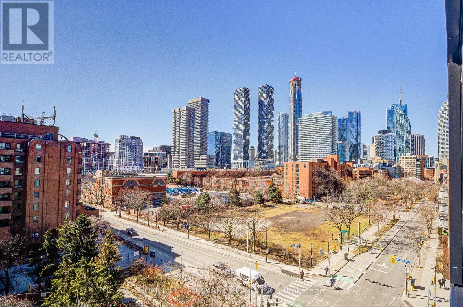 550 121 LOWER SHERBOURNE STREET - 32