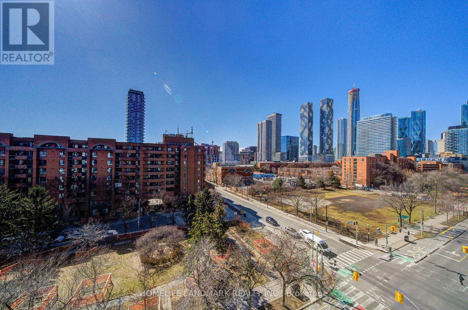 550 121 LOWER SHERBOURNE STREET - 35