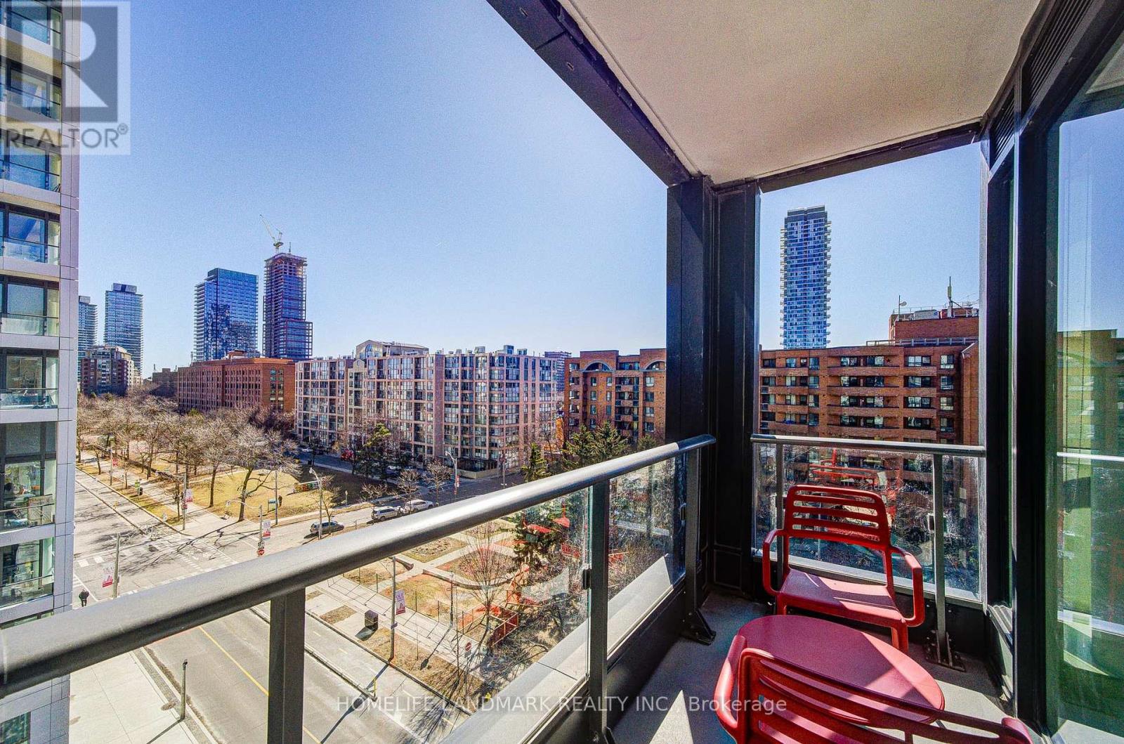 550 121 LOWER SHERBOURNE STREET - 36