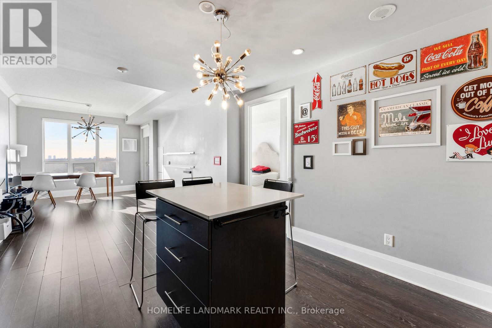 #923 100 HARRISON GARDEN BOULEVARD - 27
