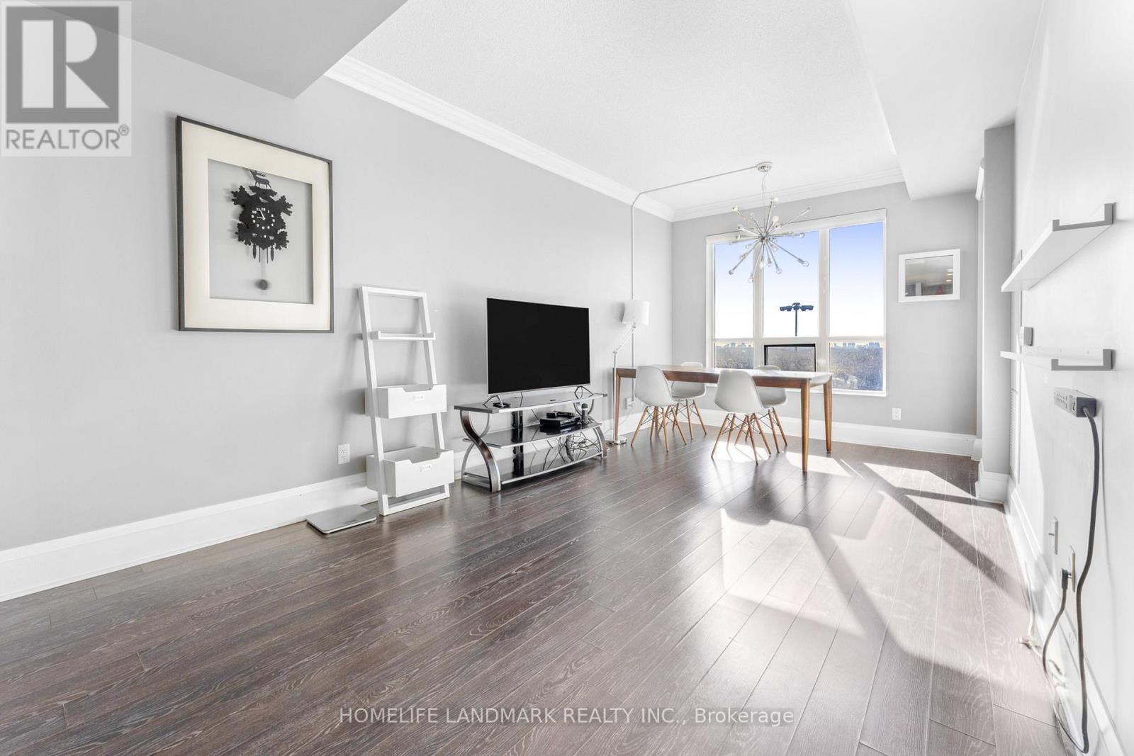 #923 100 HARRISON GARDEN BOULEVARD - 29